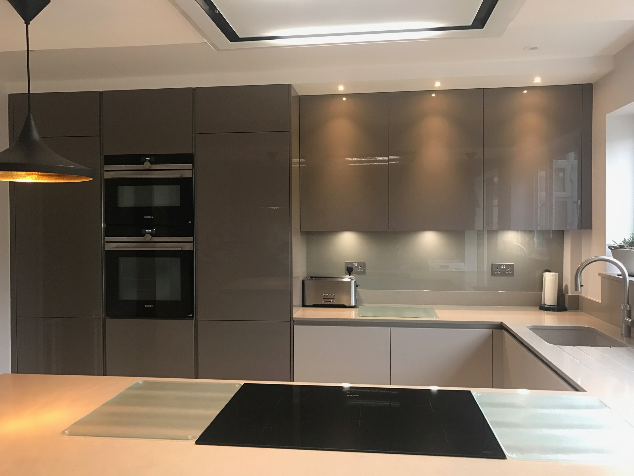 Contemporary Kitchen